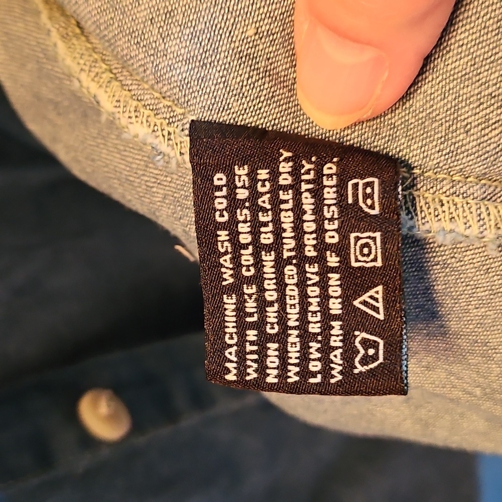 Long Sleeve Denim Shirt - Picture 3 of 4
